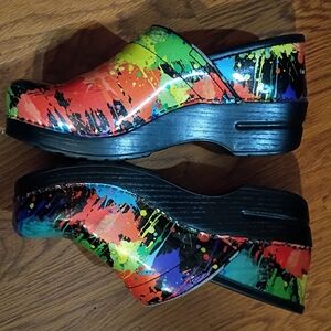 Danskin Multicolor Paint-Splash Clogs